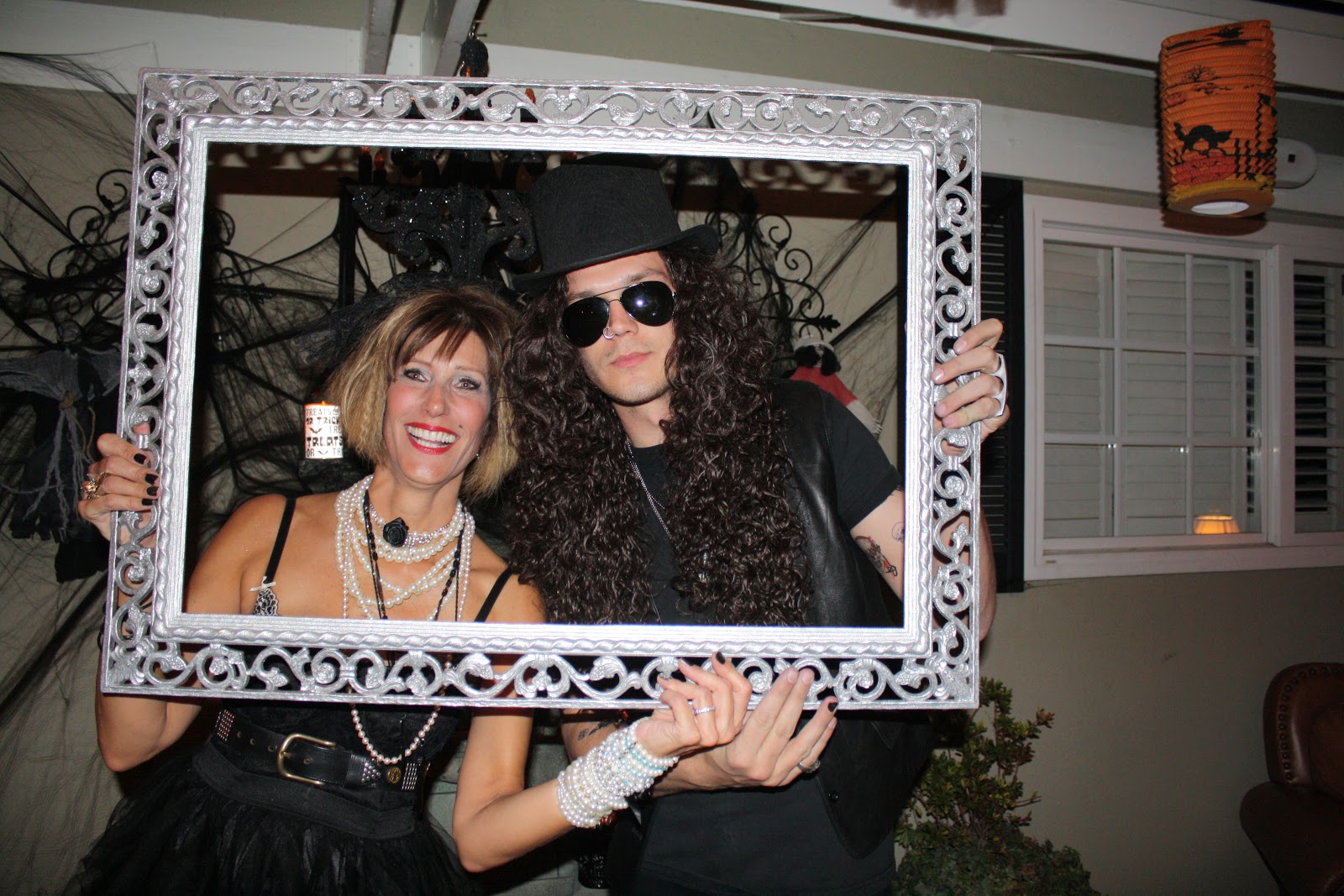 Sunny Simple Life: 80s Themed Halloween Party